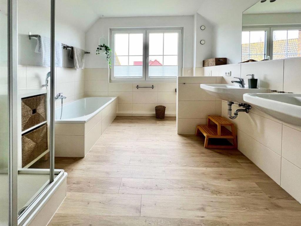 "Sonnenliebe" Ferienhaus Gross Schwansee Bagian luar foto
